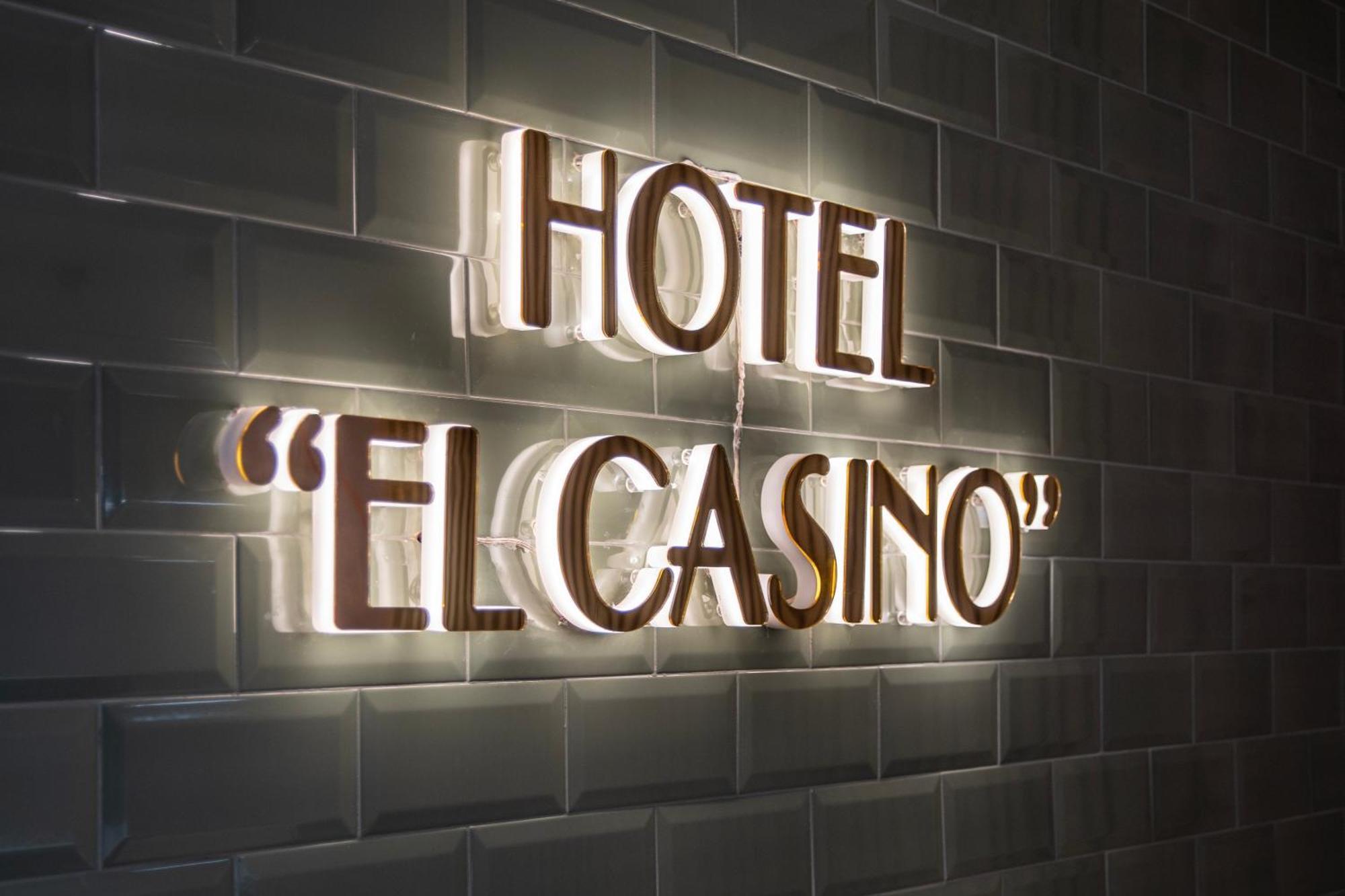 Hotel & Restaurante El Casino 维拉弗兰卡·德尔·比尔 外观 照片